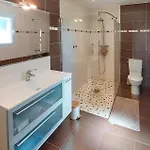 Nice Home In Sainte-Gemme-La-Plaine