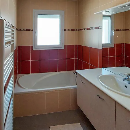 Awesome In * Sainte-Gemme-la-Plaine