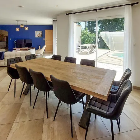 Nice Home In Sainte-Gemme-La-Plaine *