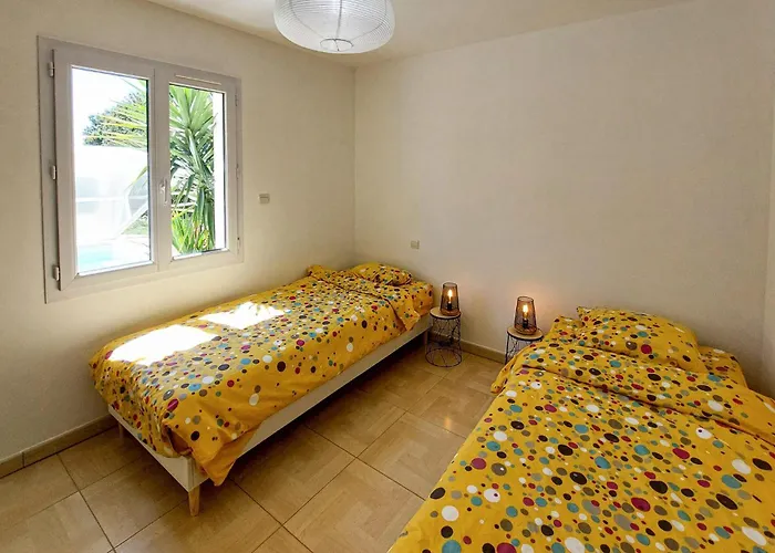 Awesome In בית נופש