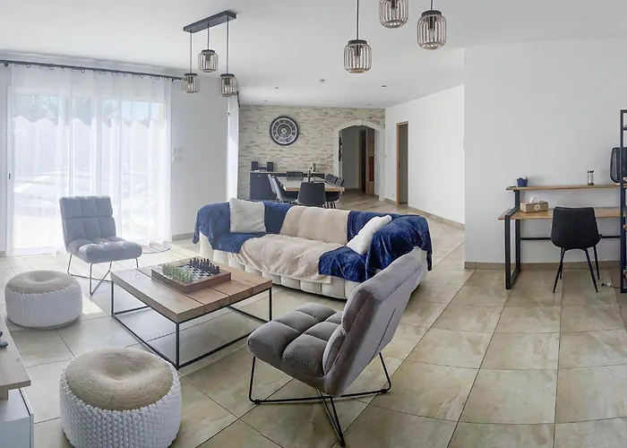 בית נופש Awesome In *