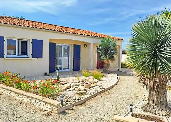 Awesome In * Sainte-Gemme-la-Plaine